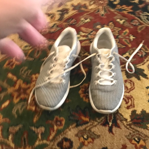 Under Armour - Picture 2 of 5